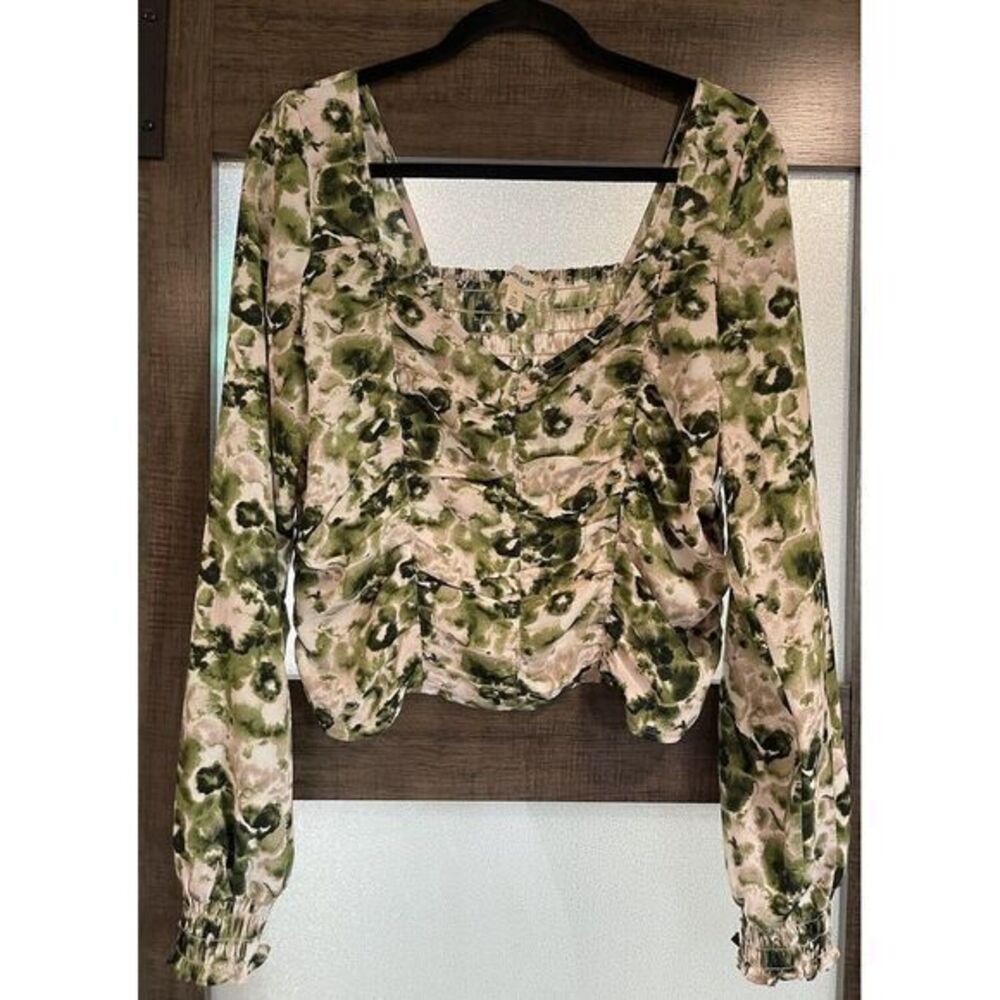 Open Edit Women's Size‎ 1X Green Print Tie-dye Cropped Smocked Long Sleeve Top